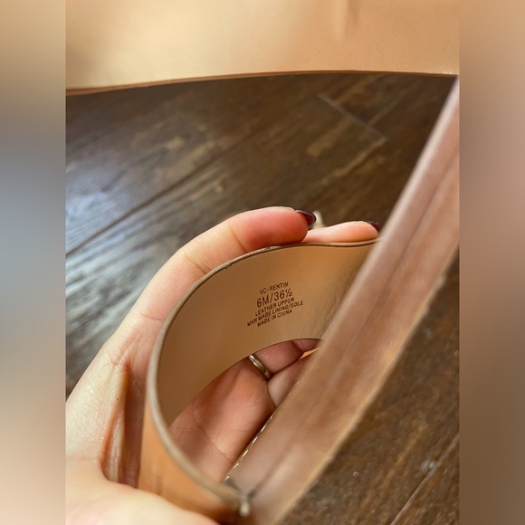 Vince Camuto Sandals Women’s Size 6 - Brown Colored - Picture 9 of 16